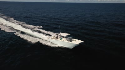 World Cat 400CC-X Review